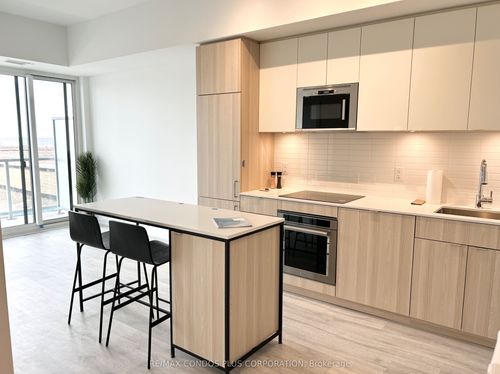 320-220 Missinnihe Way, Mississauga, ON, L5H0A9 | Card Image