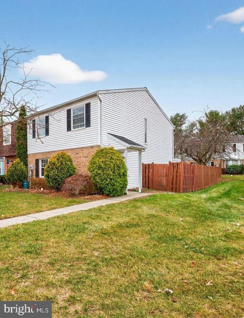 6846 Carnation Cir, FREDERICK, MD, 21703-7266 | Card Image