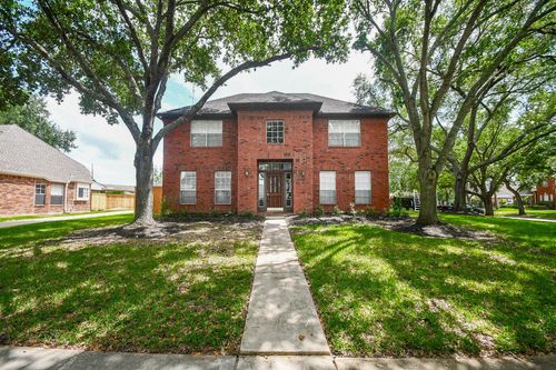 16907 Colony Terrace Dr, Sugar Land, TX, 77479-3229 | Card Image