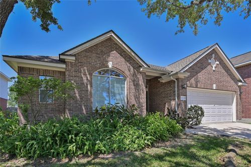 6715 Village Bridge Dr, Humble, TX, 77346-3386 | Card Image