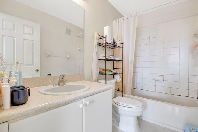 1910 Shoma Dr, Condo with 3 bedrooms, 4 bathrooms and null parking in Royal Palm Beach FL | Image 38