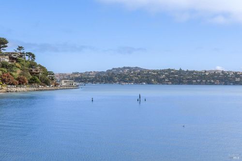 apt-101-100 South St, Sausalito, CA, 94965-2548 | Card Image