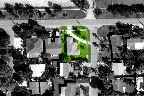 231 Ne 16th Ave, Pompano Beach, FL, 33060-6729 | Card Image