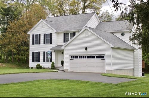 573 Hill St, Hamden, CT, 06514-1201 | Card Image