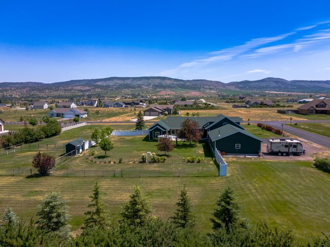 2198 Crested Wheat Loop, House other with 3 bedrooms, 4 bathrooms and null parking in East Helena MT | Image 60