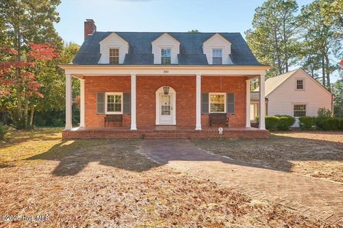 300 Dogwood Ln, Hamlet, NC, 28345-3017 | Card Image