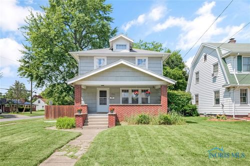 3162 Glanzman Rd, Toledo, OH, 43614-3801 | Card Image