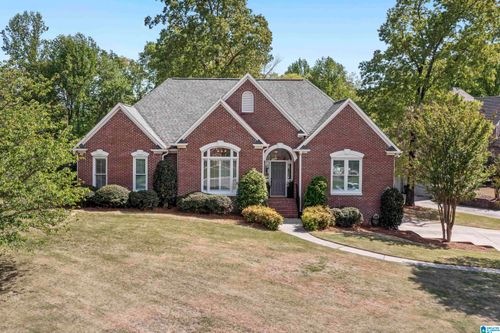 1041 Short Leaf Cir, GARDENDALE, AL, 35071-3522 | Card Image