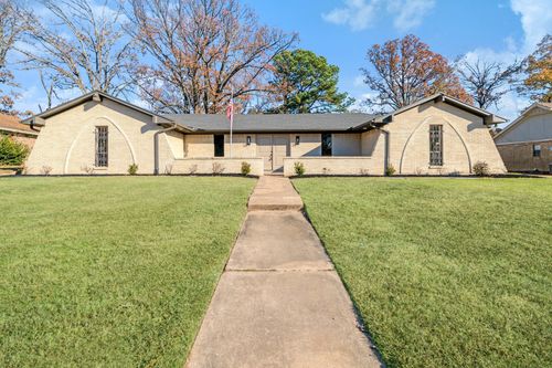 615 38th St Se, Paris, TX, 75462-6691 | Card Image