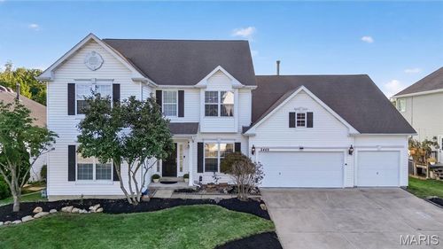 2469 Clarjon Dr, Ballwin, MO, 63021-7822 | Card Image