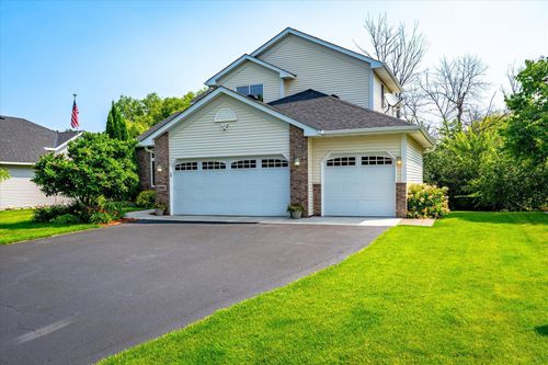 22085 Ethan Ave, Forest Lake, MN, 55025-5506 | Card Image