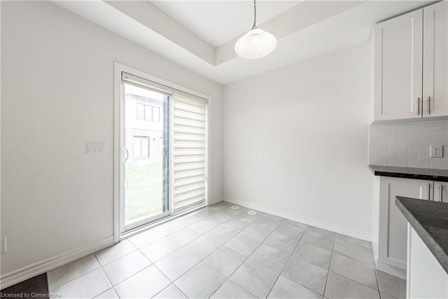 391 Athabasca Common, Townhouse with 3 bedrooms, 3 bathrooms and 2 parking in Oakville ON | Image 11