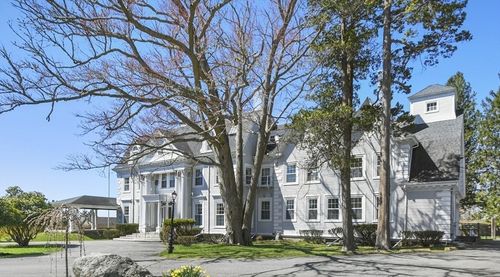 824 Tucker Rd, Dartmouth, MA, 02747-3531 | Card Image