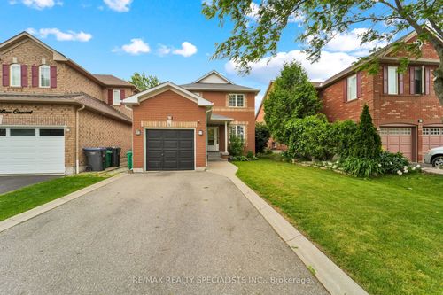 62 Twin Willow Cres, Brampton, ON, L7A1K2 | Card Image