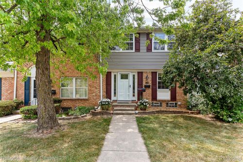 41292 Lehigh Ct, Northville Township, MI, 48167-3915 | Card Image