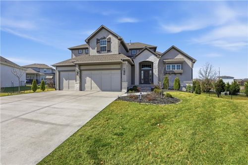 18304 Monrovia St, Overland Park, KS, 66013-4523 | Card Image