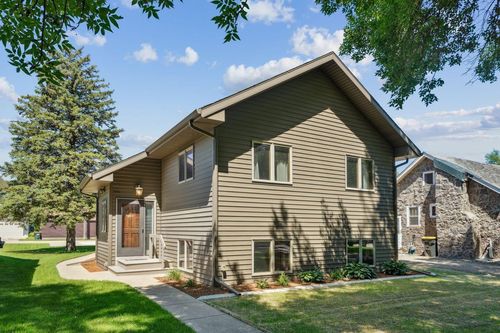 330 2nd St E, Hector, MN, 55342-1020 | Card Image