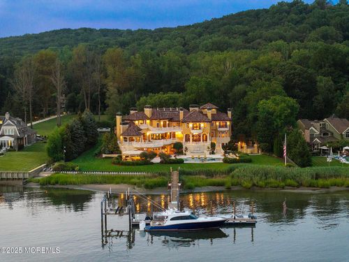 18 Clay Ct, Rumson, NJ, 07760-2307 | Card Image