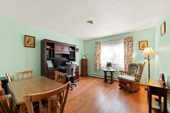 8 Center St, House other with 4 bedrooms, 3 bathrooms and null parking in Bennington VT | Image 14