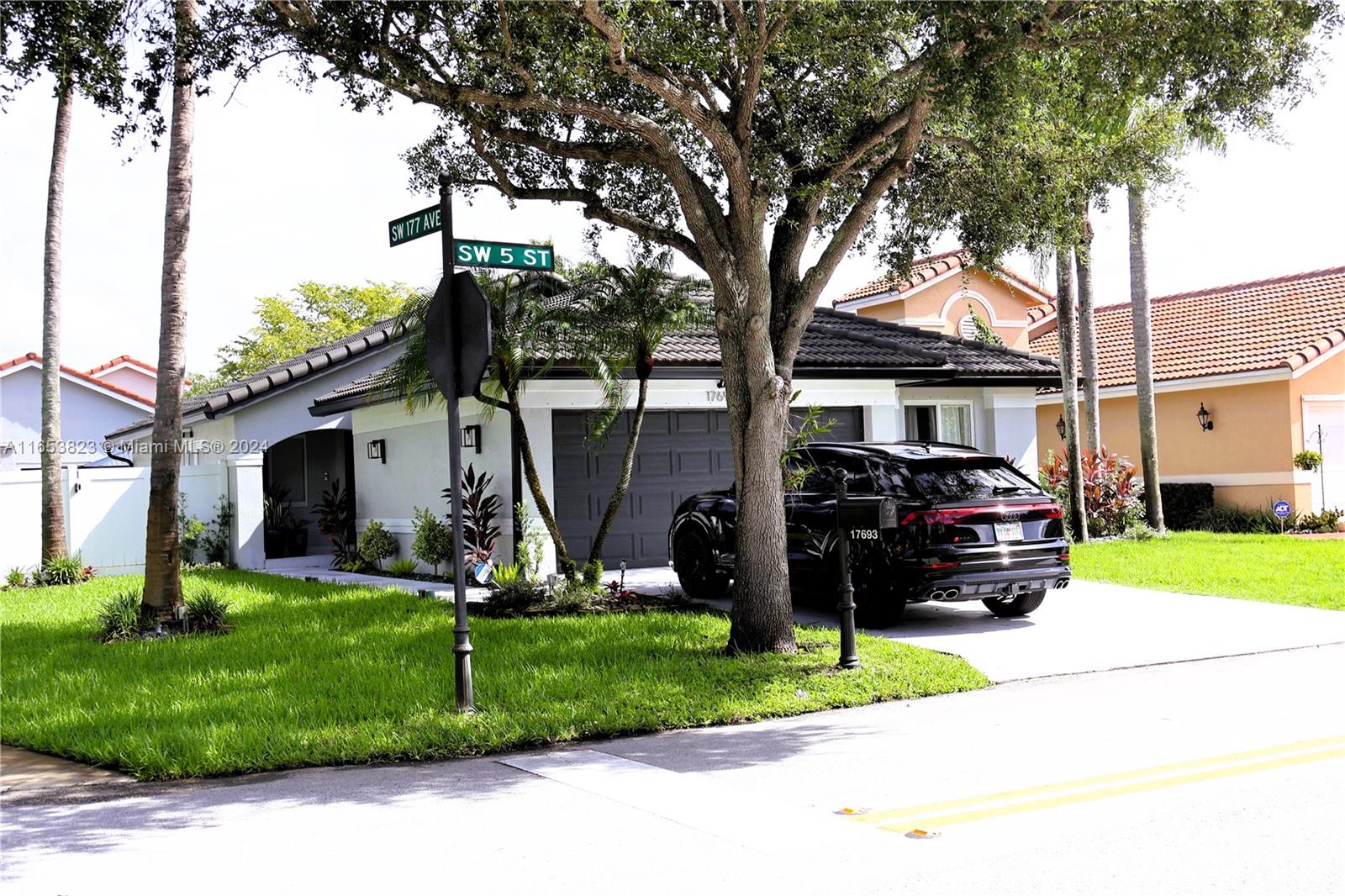 5th St, Pembroke Pines, FL 33029