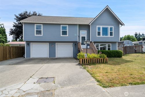 3507 Nanette Ln Se, Port Orchard, WA, 98366-5542 | Card Image