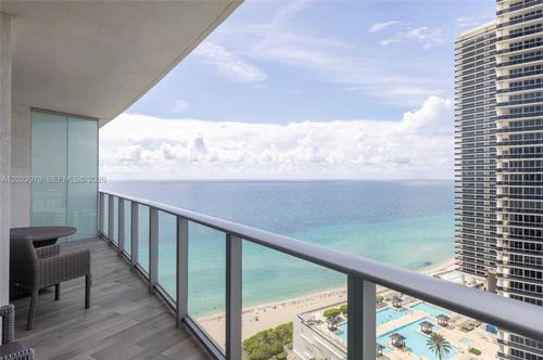 2209-4111 S Ocean Dr, Hollywood, FL, 33019-3055 | Card Image