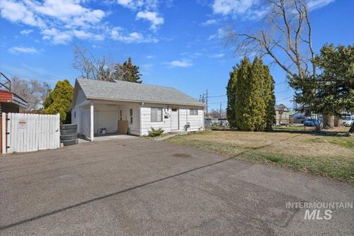 403 Filer Ave, Twin Falls, ID, 83301-3950 | Card Image