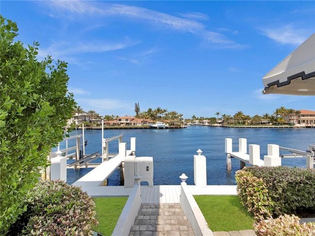 30 yards from front door to the community dock and intracoastal waterway | Image 5