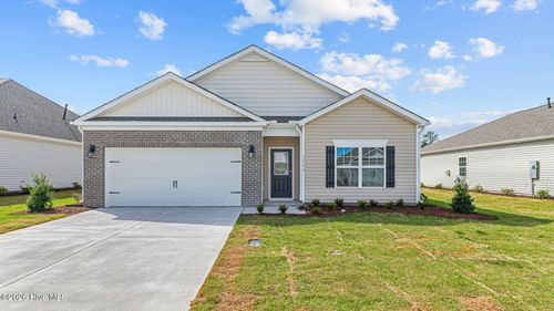 1003 Minnette Cir, New Bern, NC, 28562-4556 | Card Image