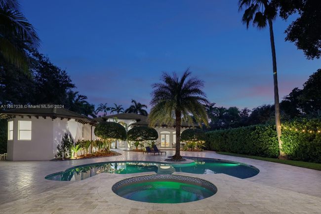 5837 Sw 102 Nd St, House other with 6 bedrooms, 6 bathrooms and null parking in Pinecrest FL | Image 39