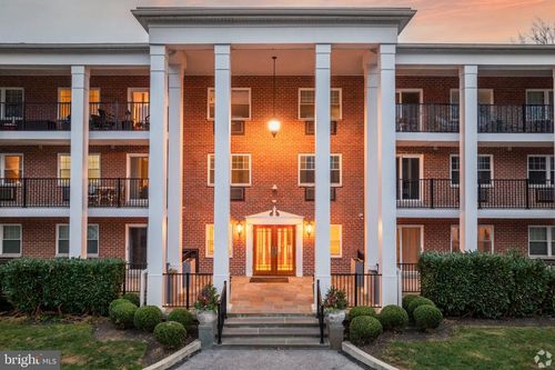 121-313 Creek Dr, WAYNE, PA, 19087-5226 | Card Image