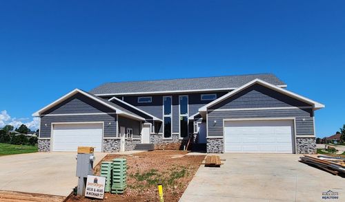 4646 Wickman Ct, Rapid City, SD, 57702-8580 | Card Image