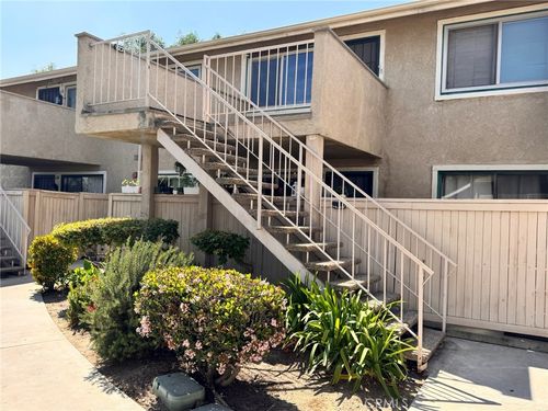 8-630 Bridgeport Cir, Fullerton, CA, 92833-2660 | Card Image