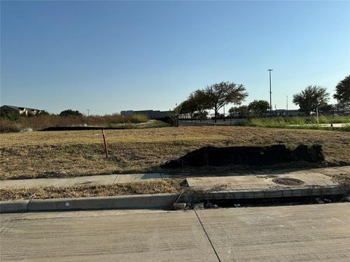 1234 Alisa Ln, Arlington, TX, 76014-3809 | Card Image
