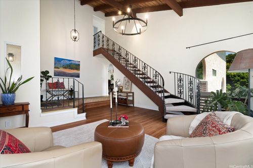 99-631 Hoio St, Aiea, HI, 96701-3404 | Card Image