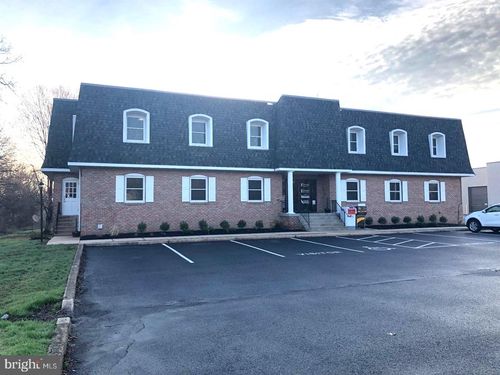 131 Centerville Rd, LANCASTER, PA, 17603-4031 | Card Image