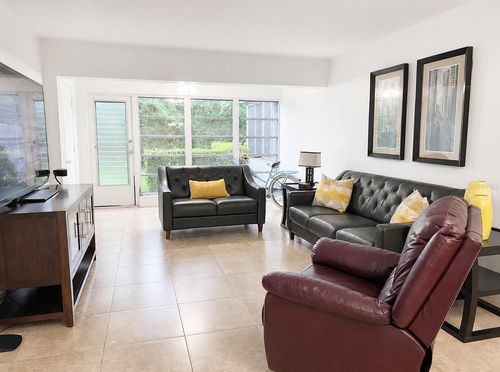 103-2530 Black Olive Blvd, Delray Beach, FL, 33445-6112 | Card Image