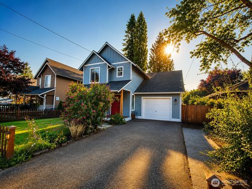 820 Mill Ave, Snohomish, WA, 98290-2239 | Card Image