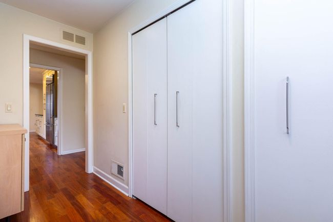 Rear hallway | Image 23