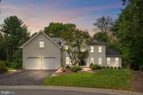 8244 Collingdale Way, MONTGOMERY VILLAGE, MD, 20886-5656 | Card Image