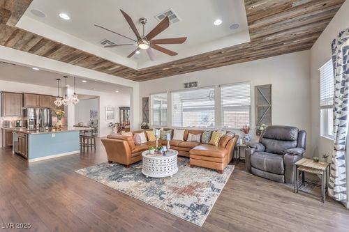 4 Via Tiberina, Henderson, NV, 89011-3174 | Card Image