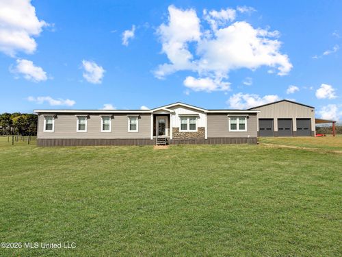 2320 Sw Bogue Chitto Rd, Smithdale, MS, 39664-7544 | Card Image