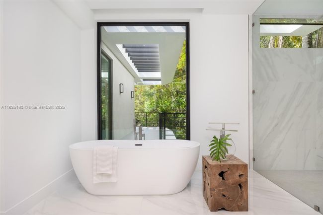3670 Avocado Ave, House other with 5 bedrooms, 6 bathrooms and null parking in Miami FL | Image 14