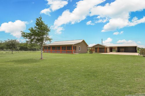 891 Hopkinsville Rd, Cuero, TX, 77954-5749 | Card Image