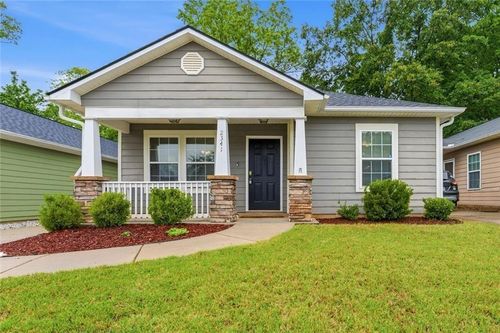 2341 Glebe Ct, Hampton, GA, 30228-6441 | Card Image