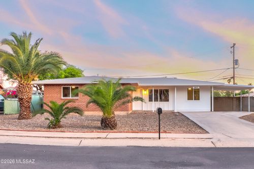 2017 S Avenida Planeta, Tucson, AZ, 85710-5411 | Card Image
