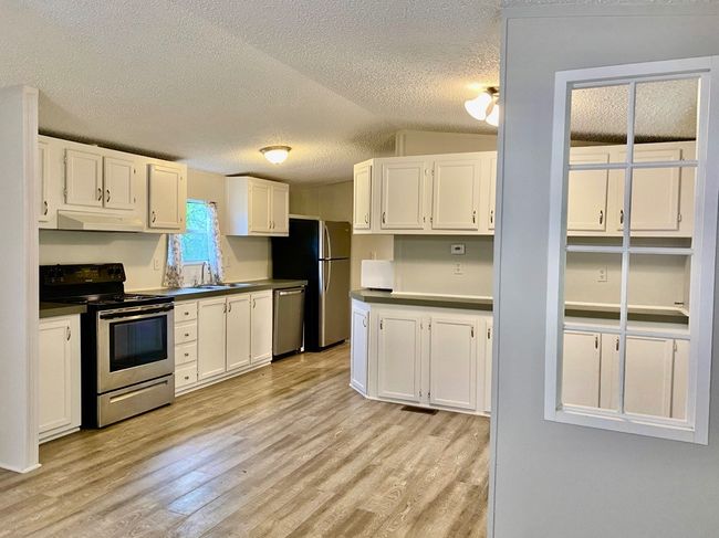 105 Singleton Dr, House other with 3 bedrooms, 2 bathrooms and 4 parking in Spicewood TX | Image 6