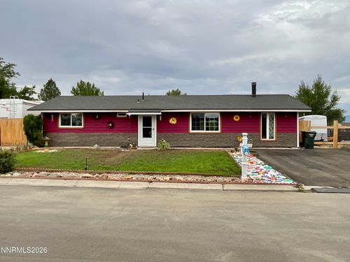 1285 Franklin Ln, Gardnerville, NV, 89460-8610 | Card Image