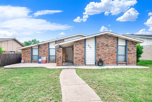 5604 Tyler St, The Colony, TX, 75056-1401 | Card Image