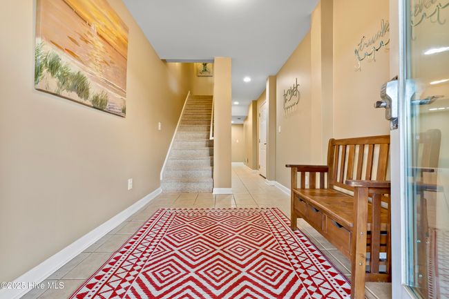 B - 537 Third Ave S, Condo with 4 bedrooms, 5 bathrooms and 1 parking in Kure Beach NC | Image 7